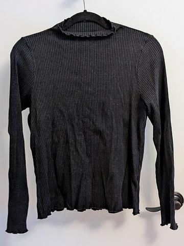 Vetta The Ribbed Mockneck Top