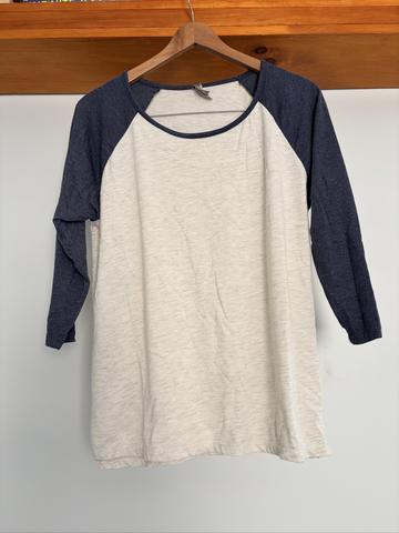Baseball tee