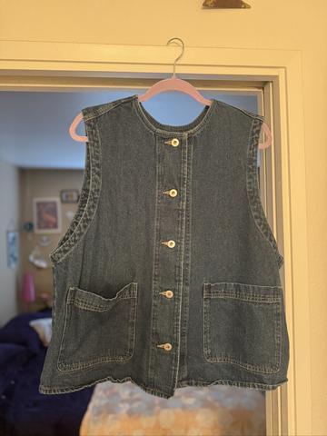 Double Pocket Denim Vest