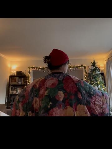 Tauko Hug Cape