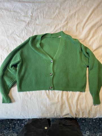 Knit cropped sweater