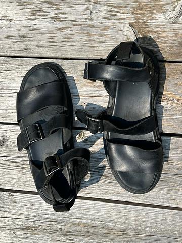Chunky leather sandal