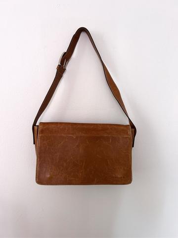 Caramel leather purse
