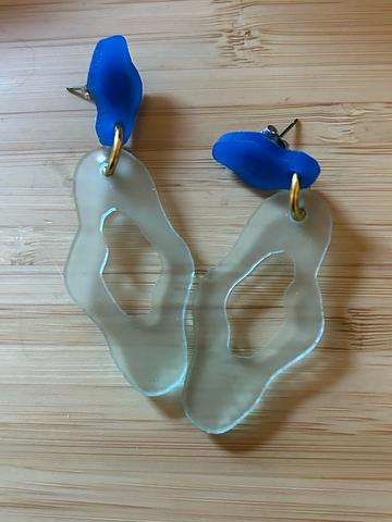 Oyster Acrylic earrings