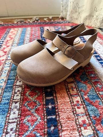 Clogs