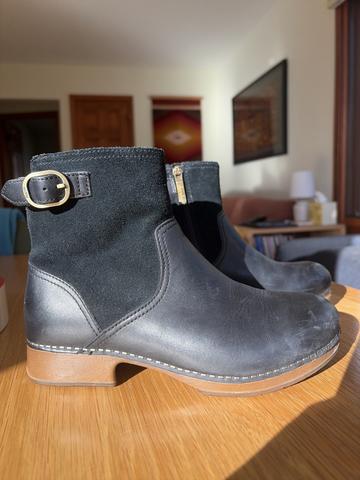 Monique boots