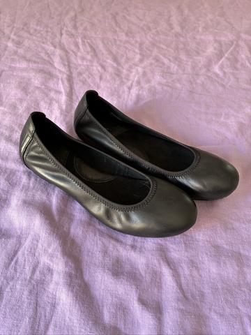 Ballet flats