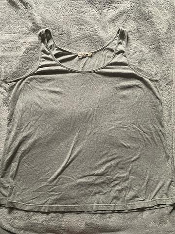 Uma Pluma Rio Tank