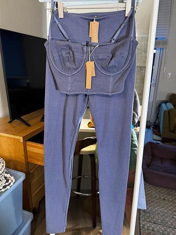 Outdoor bustier top and high waist leggings active set