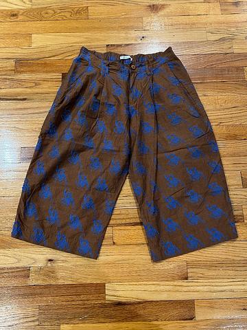 Cropped pants