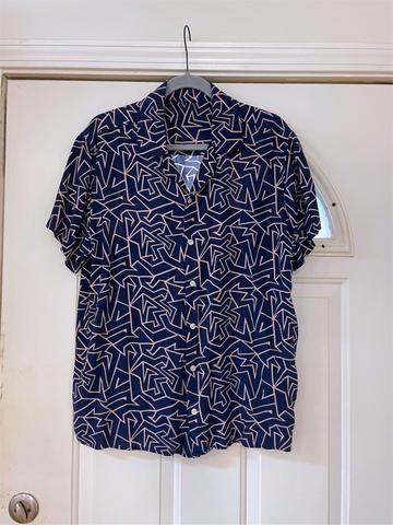 Chaotic button up