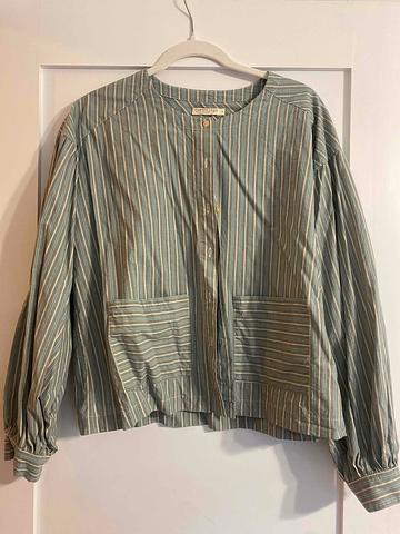 blouse