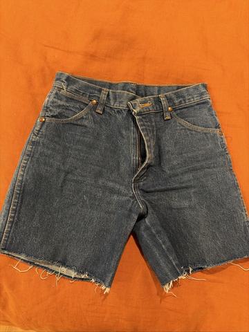 Wrangler distressed cut off shorts