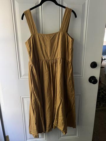 Summer linen dress