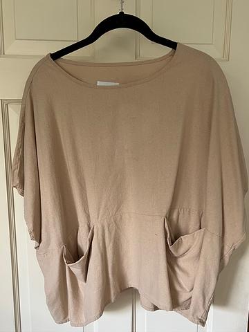 Jamie + the Jones slub silk pocket tee