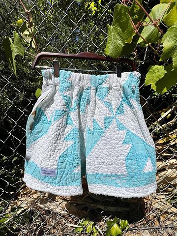 Teale and White Pinwheel Quilt Shorts small