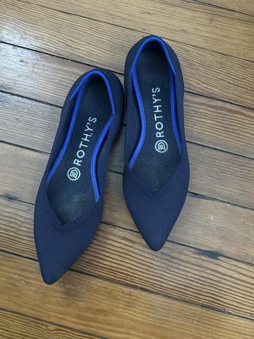 Rothy’s navy points