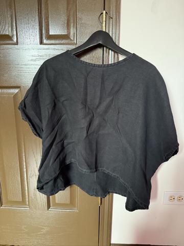 Linn Tee