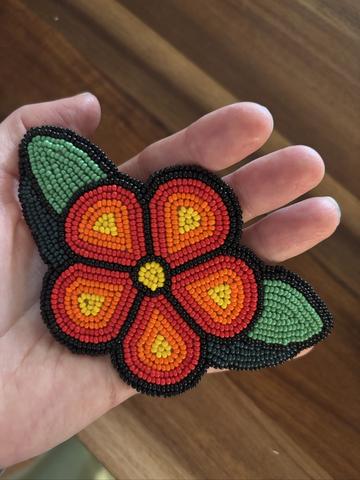 Beaded flower hair clip