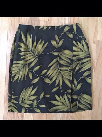 Vintage 90s Jones New York Silk Floral Mini Wrap Skirt (moms closet clean-out)