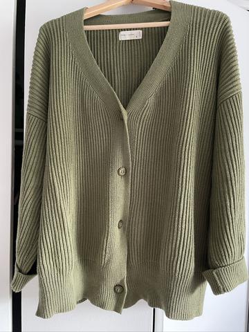 *runs large* Twigg & Feather Cardigan