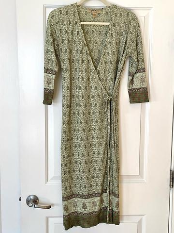 Plisse wrap dress