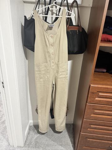 Button front jumper