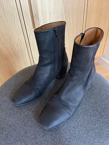 Cally Boot in Kent Coal