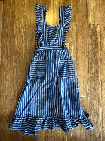 pinafore dress