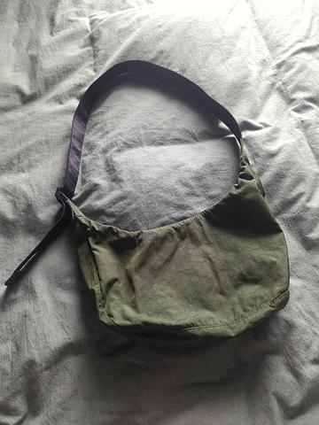 Medium Crescent Bag