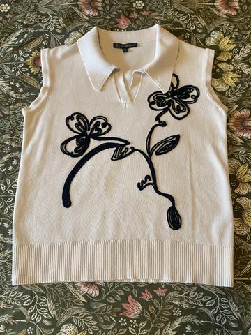 Sleeveless Floral Embroidered Polo Sweater