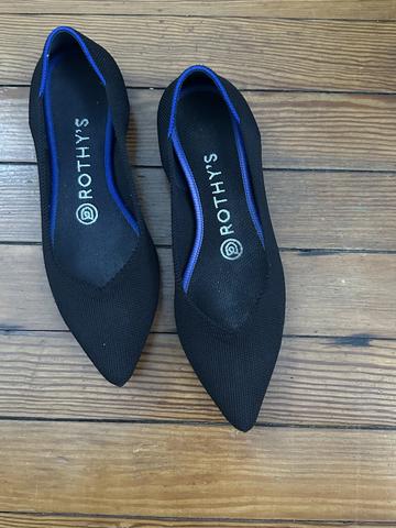 Rothy’s points black flats