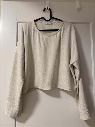 Long sleeve top