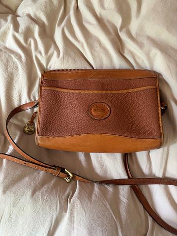 🦆 Leather Purse