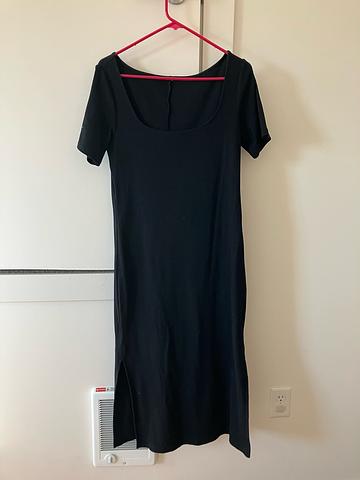Black wiggle dress