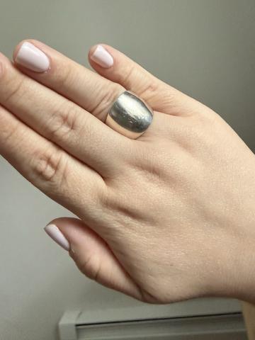 Vintage sterling “R” initial ring
