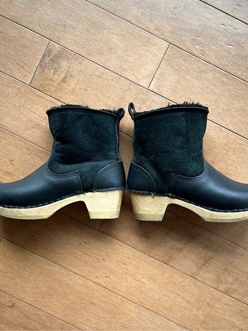 Clog Boot