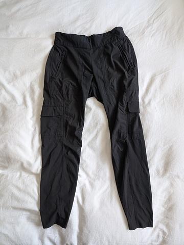 lightweight black ankle cargo pants