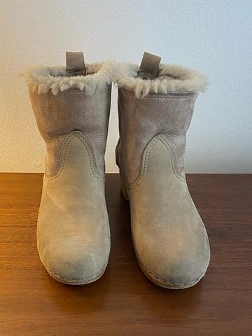 Clog Boots