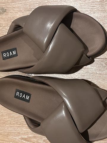 Puffy Foldy Vegan Sandals