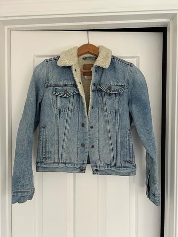 Sherpa lined denim trucker jacket