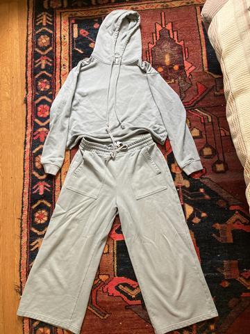 Wide leg cropped sweatpants and sweatshirt set