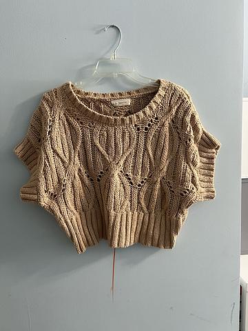 Chunky sweater top