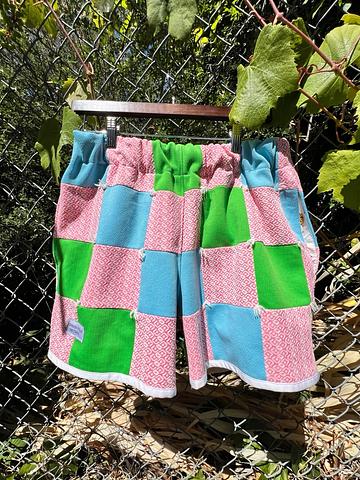 Green and blue checkered quilt shorts | medium