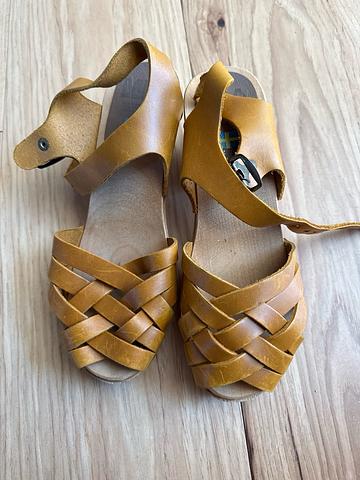 Clog sandal