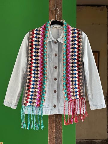 Long dots scarf