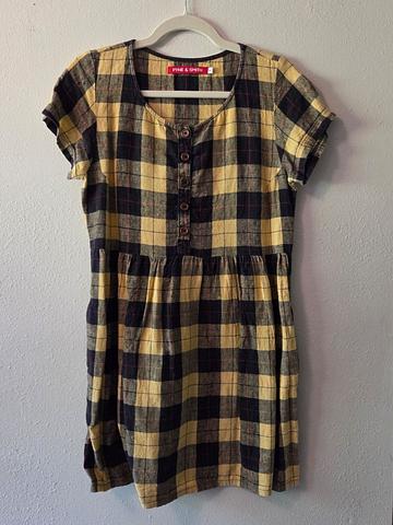 No. 10 dress