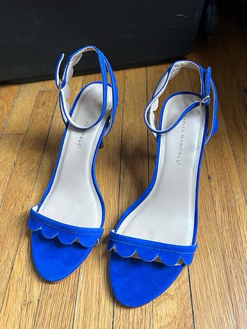 Scalloped Heel Sandal