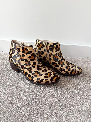 Billie Leopard Boots