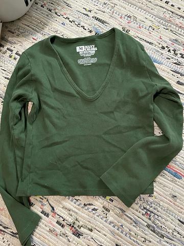 Long Sleeve V-Neck Tee